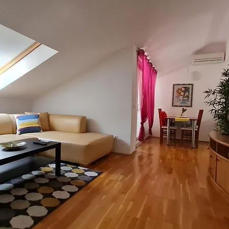 Bella Lägenhet