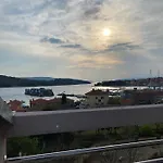 Bella * Cres